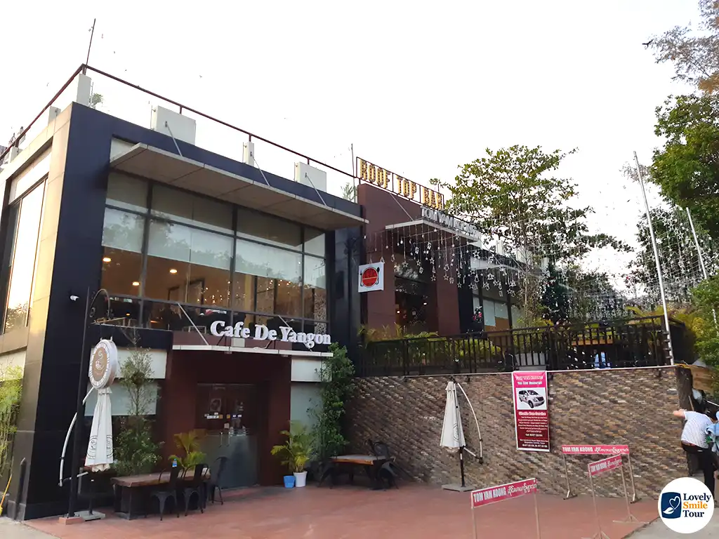 Cafe De Yangon และ Tom Yam Koong
