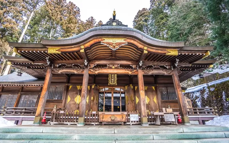 อัปเดต 10 ที่เที่ยวทาคายาม่า 2026 เมืองเก่าสุดฮิตของญี่ปุ่น 7 sakurayama hachimangu shrine takayama tour