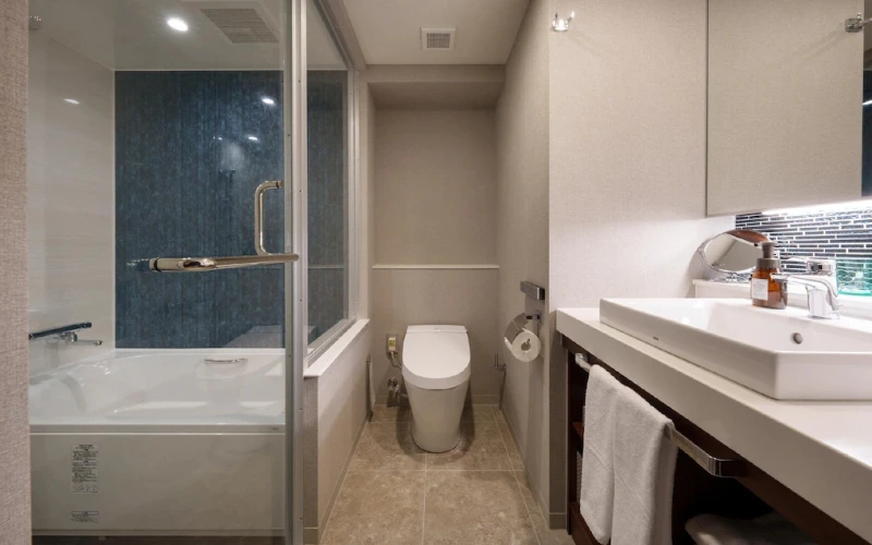 10 ที่พักโอกินาว่า ใกล้สถานีรถไฟ อัปเดตล่าสุด 10 ห้องน้ำโรงแรม Hotel Grand Consort Naha