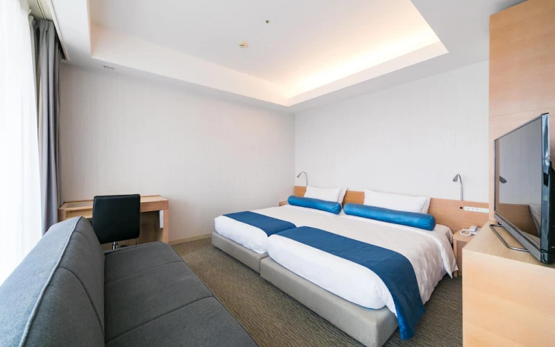 10 ที่พักโอกินาว่า ใกล้สถานีรถไฟ อัปเดตล่าสุด 30 ห้อง Deluxe Twin Room โรงแรม Naha Tokyu REI Hotel