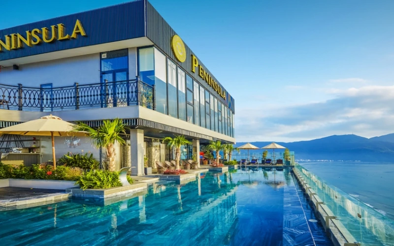 10 ที่พักดานัง ระดับ 4-5 ดาว คุณภาพเยี่ยม อัปเดตล่าสุด 11 โรงแรมเพนนินซูลา ดานัง (Peninsula Hotel Danang)