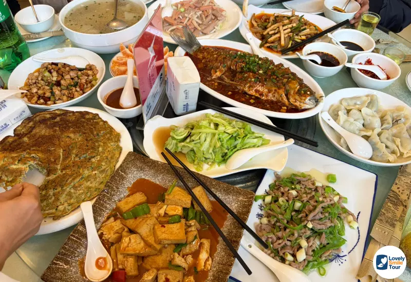 รีวิวทัวร์ฉงชิ่ง อู่หลง ฝูหลิง ต้าจู๋ 6 วัน 4 คืน 64 อาหารกลางวัน