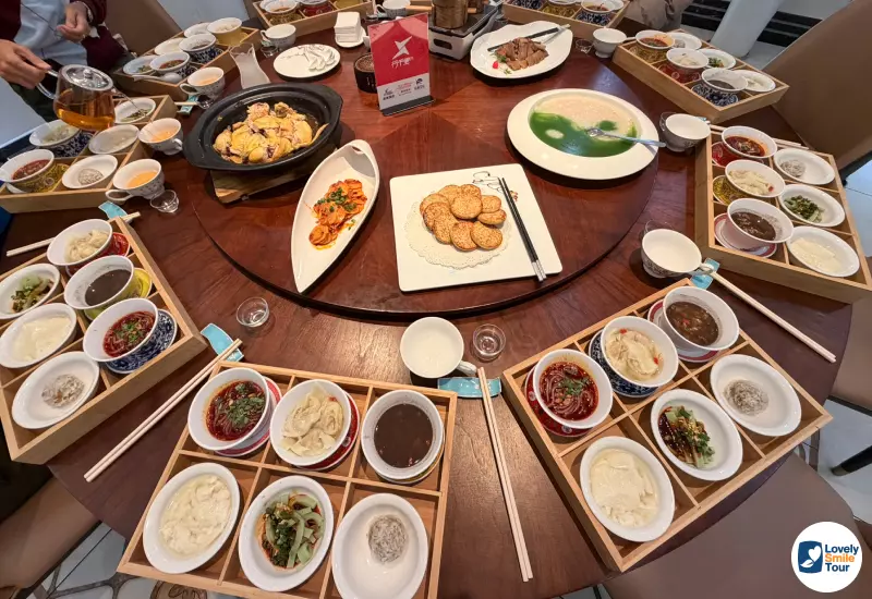 รีวิวทัวร์ฉงชิ่ง อู่หลง ฝูหลิง ต้าจู๋ 6 วัน 4 คืน 80 อาหารกลางวันของวันสุดท้าย