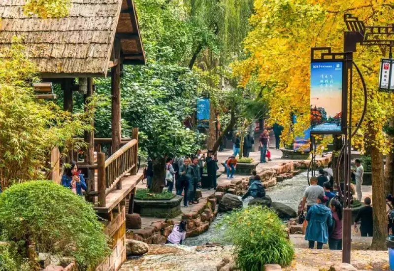 รีวิว เมืองโบราณหวงหลงซี สัมผัสเสน่ห์จีนพันปี 10 ช่วงฤดูใบไม้ร่วงเมืองโบราณหวงหลงซี สวยงาม