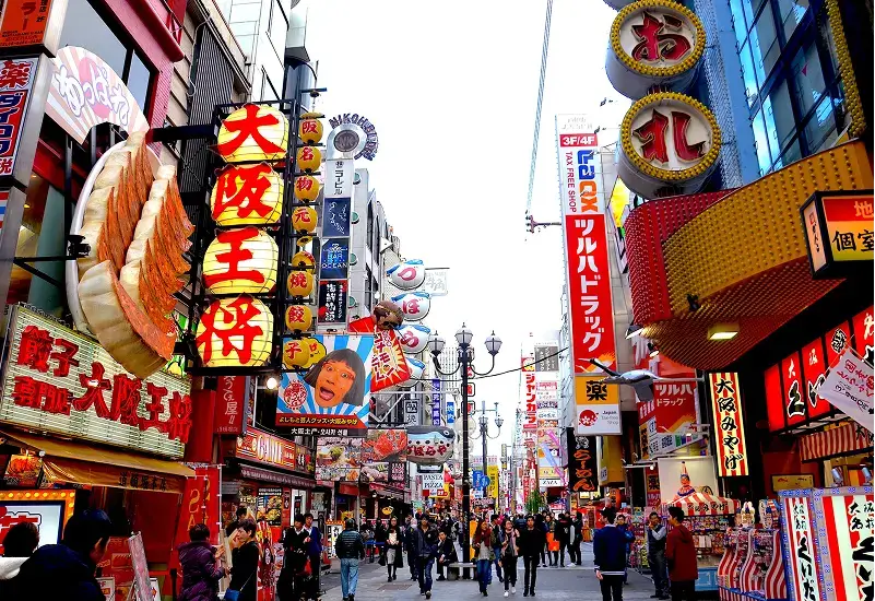 7 พิกัด โดทงโบริ โอซาก้า ตะลุยกินช้อป ถ่ายรูปป้ายกูลิโกะ 13 dotonbori street osaka japan